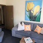 Haus Zur Linde Apartament