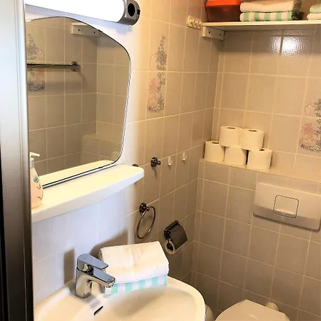 Haus Zur Linde كوتشيم