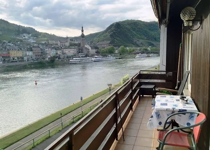 Haus Zur Linde アパート