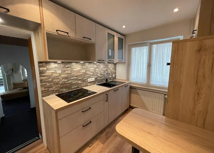 Haus Zur Linde アパート コッヘム